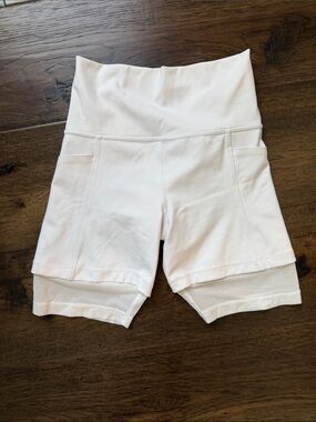 Athleta White High-Rise Bike Shorts with Pockets